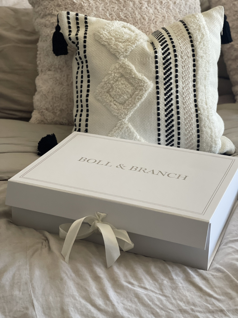 Boll & Branch bedding, Boll & Branch sheets, review of Boll & Branch, new bedding for spring, comfortable sheets, organic cotton sheets, sheets with high thread count, sheets for a cool night's sleep, Boll & Branch bedding review