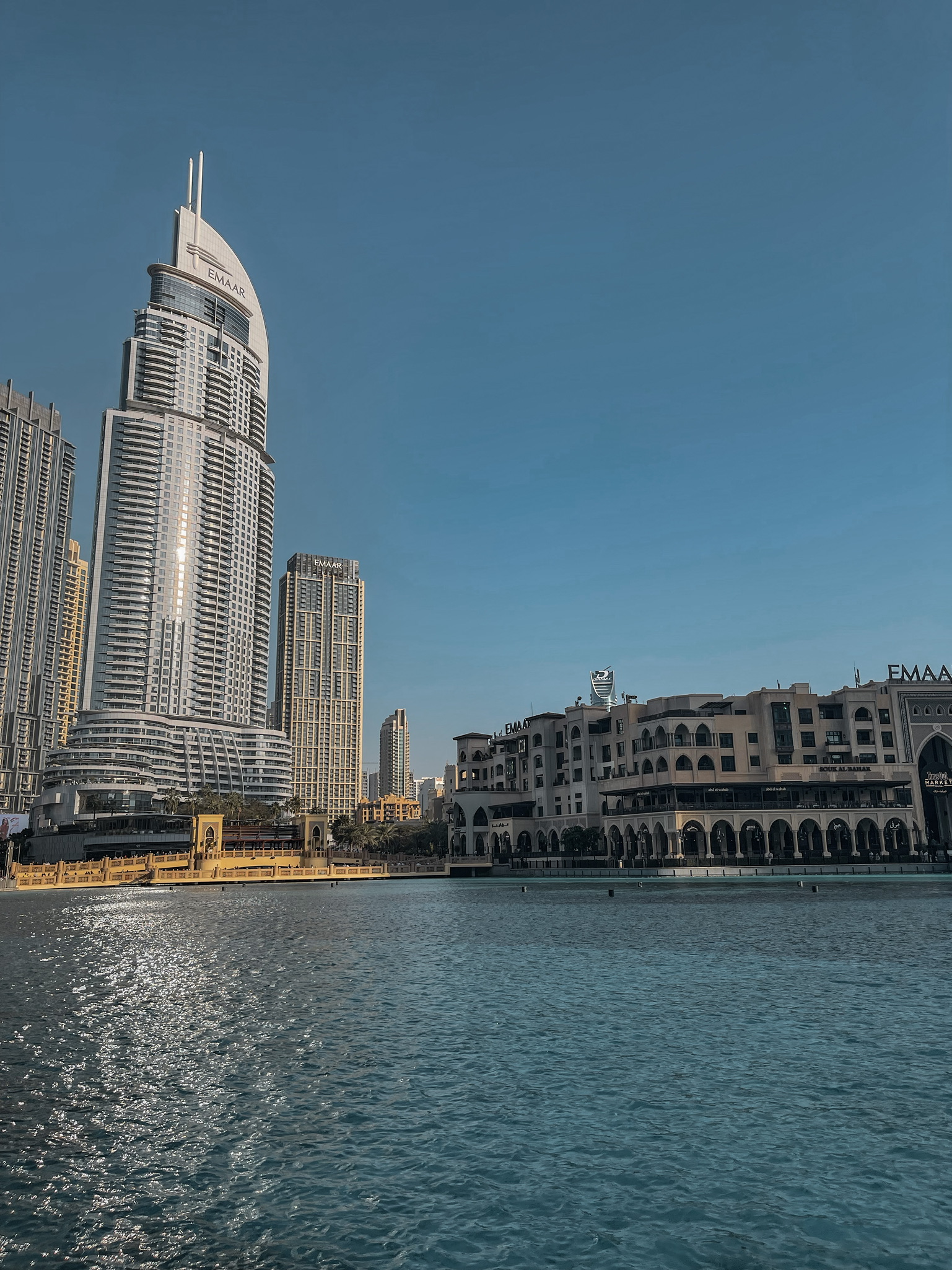 planning a trip to the middle east, where to go in the middle east, how to plan a trip to the middle east, dubai, united arab emirates, UAE, erin busbee, busbee style, busbee family travels, dubai city tour, visit dubai waterfront