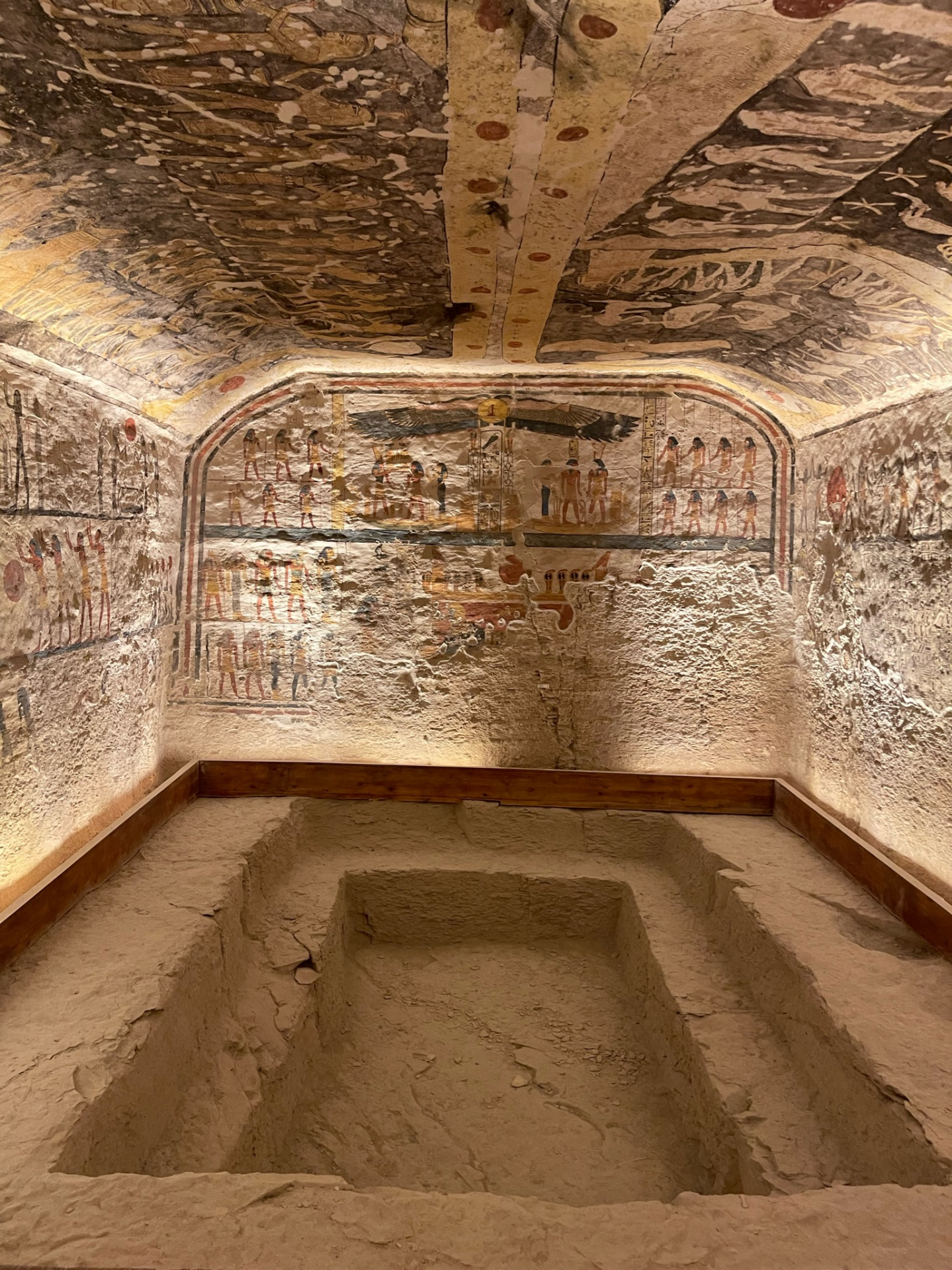 planning a trip to the middle east, where to go in the middle east, how to plan a trip to the middle east, Luxor, Egypt, erin busbee, busbee style, busbee family travels, what to do in luxor, valley of the kings, king tut tomb, tombs of king ramses