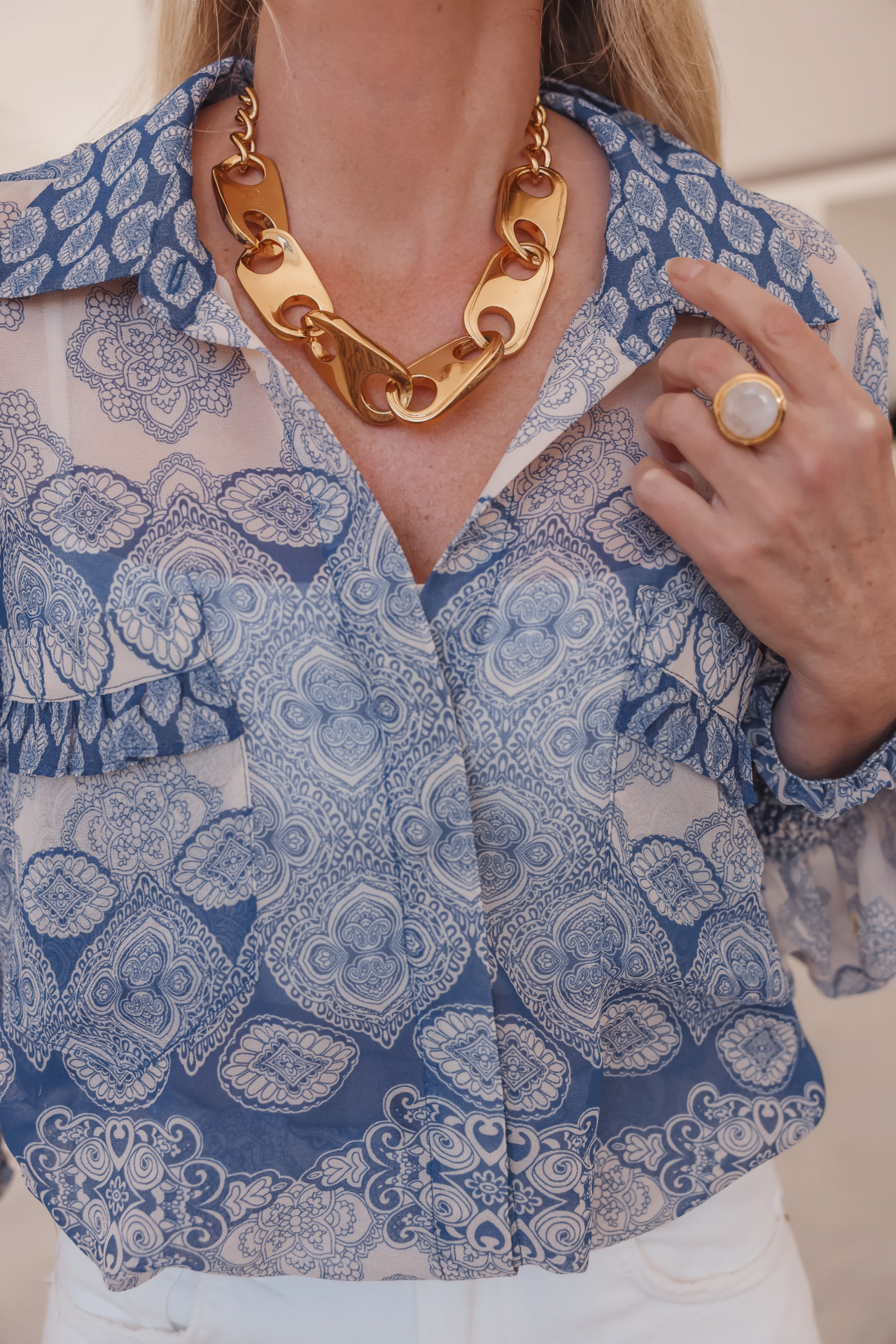 dean davidson moon stone signet ring, paco rabbane gold chain link necklace, misa los angeles nora top, erin busbsee fashion blogger over 40, telluride, co
