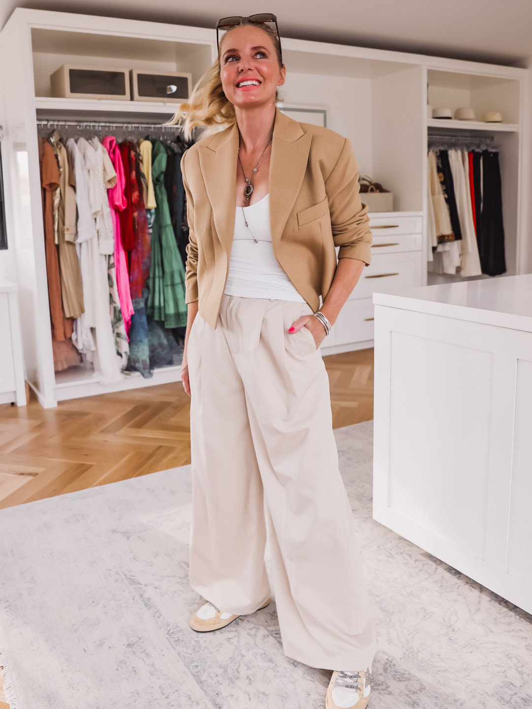 Beige Wide Leg Pants Outfits (53 ideas & outfits)