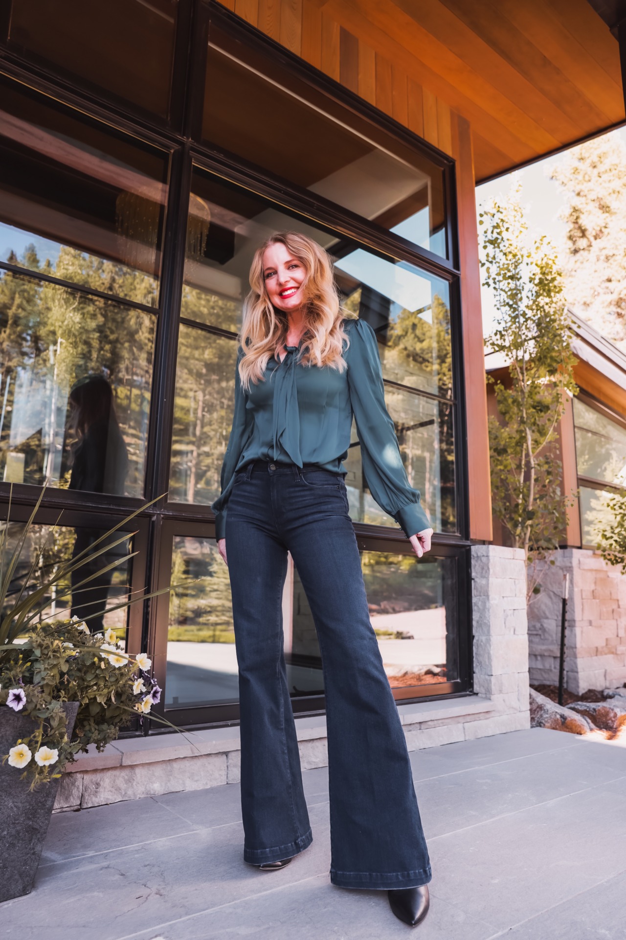 Jeans + Greens | How To Dress Up Jeans For A Holiday Party