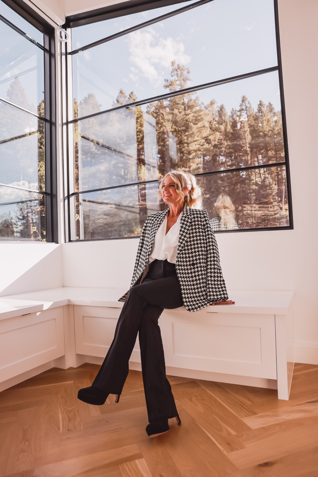 style course, fashion style course online, personal style course, fashion styling courses, influencer fashion course, fashion course, simple style course, style made simple, erin busbee, busbee style, fashion over 40, wardrobe basics, wardrobe must0haves, style course online 
