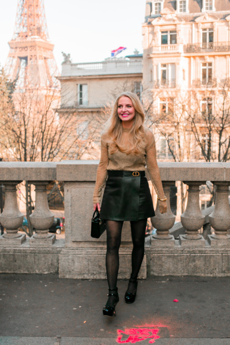 10 Black Leather Skirt Outfit Ideas You Can Wear This Fall And Winter 