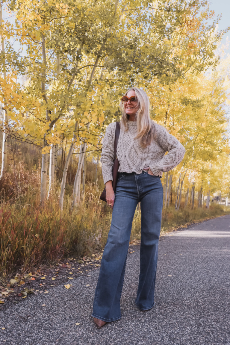 10+ Classic Fall Outfits: Casual, Comfortable & Giving All The Fall Vibes