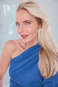 11 Simple Tips & Casual Outfits For Women Over 40 That Are Effortlessly