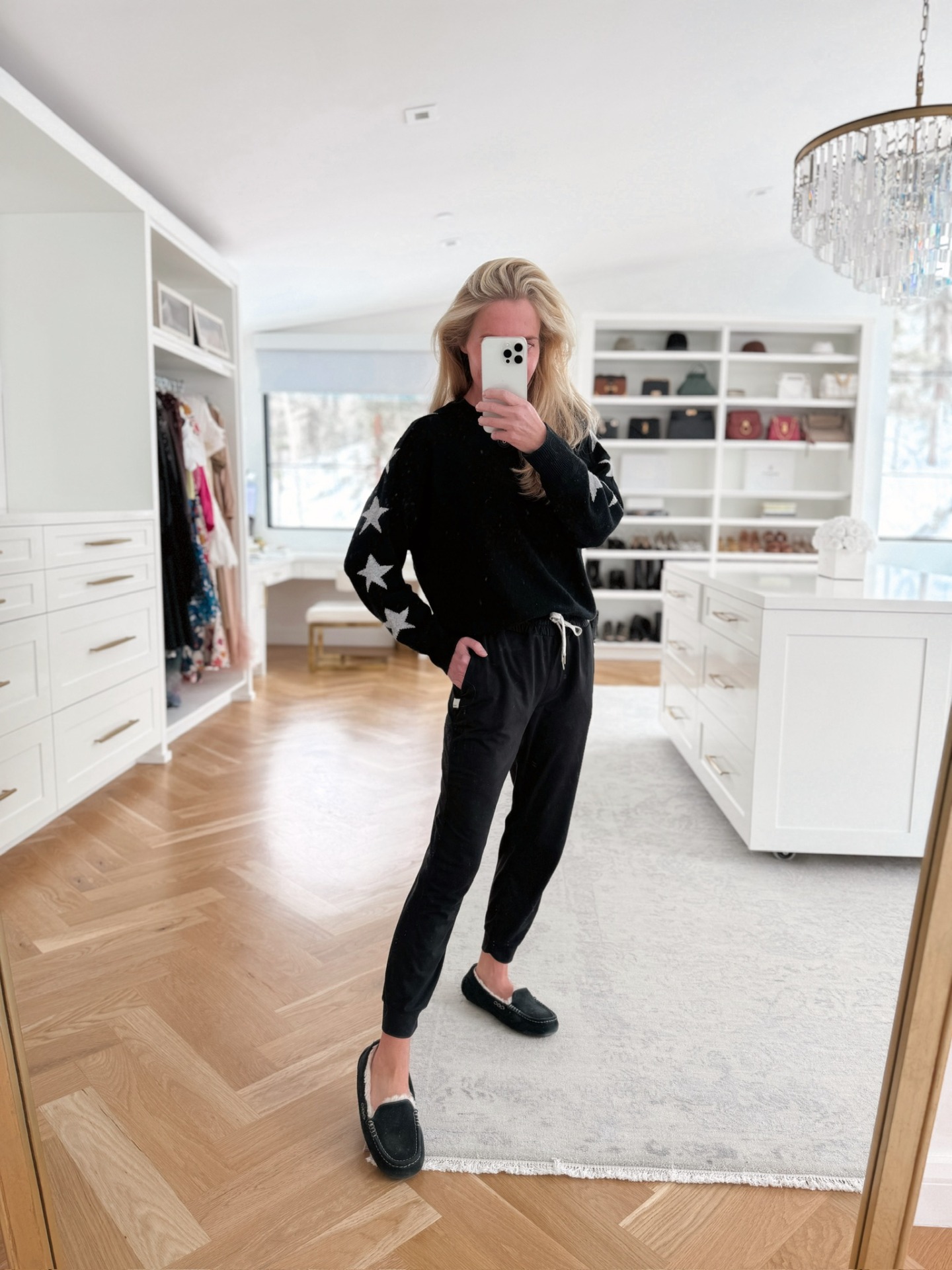 Stay At Home Easy Mom Outfits
