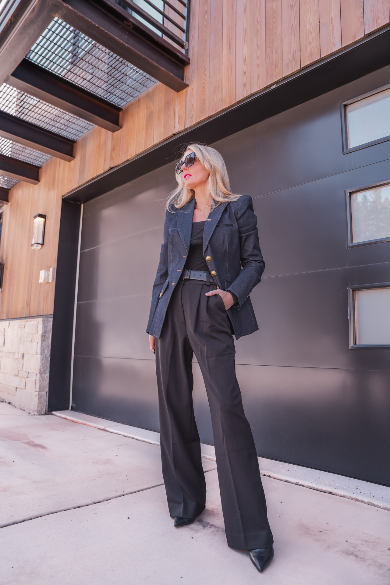 how to style wide leg pants: Wide-Leg Pants Work Outfit