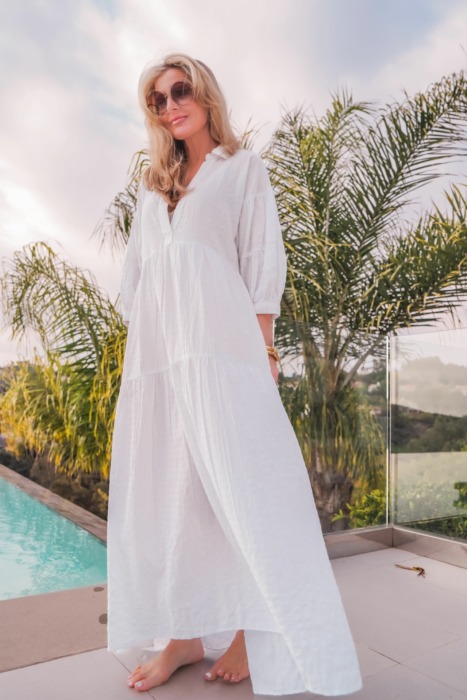 4 Best Swimsuit Coverups For Summer To Look Chic In The Heat